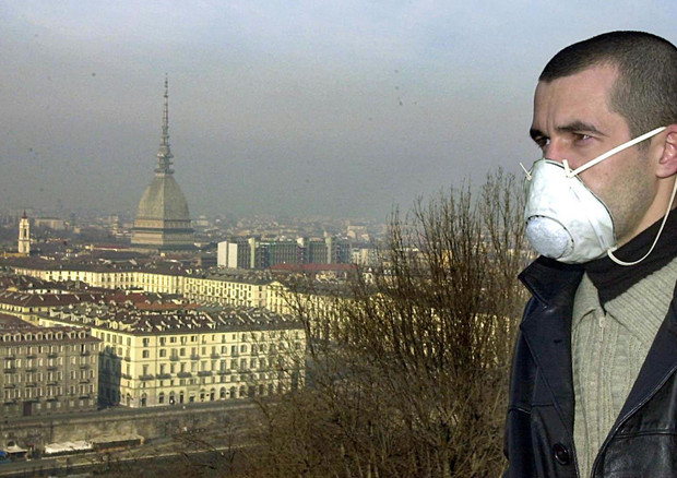 Lo smog uccide ogni anno 476.000 morti