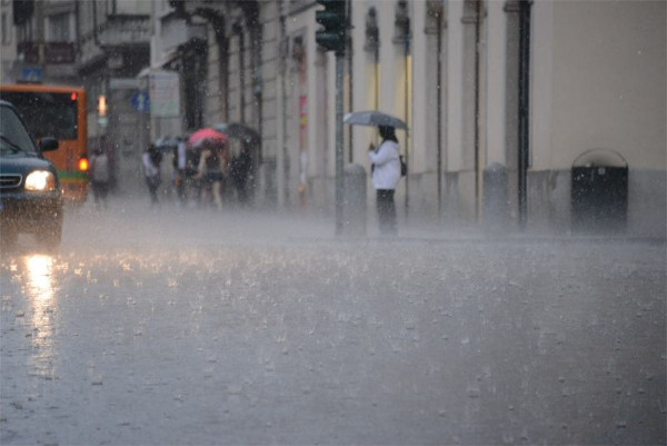 Allerta meteo oggi e domani, codice arancione