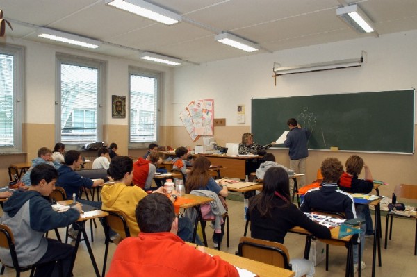 Siracusa, buoni libro: assegni in banca fino al 31 dicembre