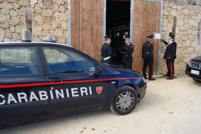 Belvedere, rifiuti pericolosi: sequestrata società agricola