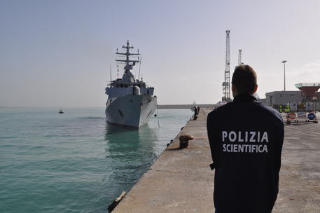 Pozzallo, sbarcano 111 profughi: fermati i 2 presunti scafisti