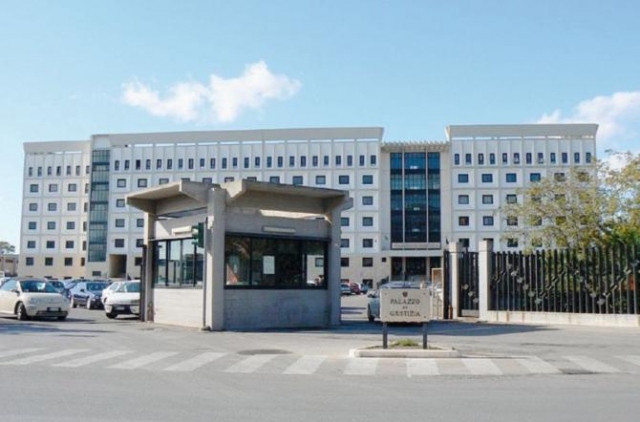 Siracusa, Firmopoli: la Procura ordina perquisizioni e sequestro di materiale