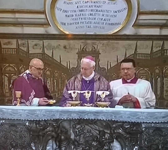 Siracusa, la messa della Cattedrale  in diretta su Rete 4