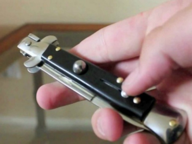 Siracusa, aveva con sè un coltello di 20 centimetri: denunciato