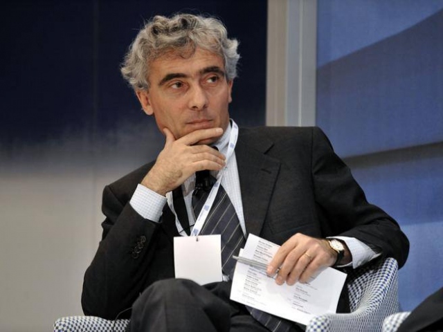 Boeri attacca: "Aumenta debito implicito, in Italia problema serio povertà"