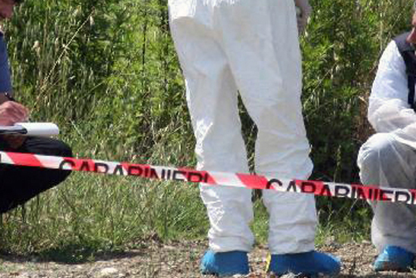 Cadavere carbonizzato trovato nelle campagne di Agnone