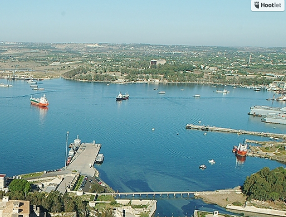 Autorità portuale, manifestazione popolare indetta dai sindacati