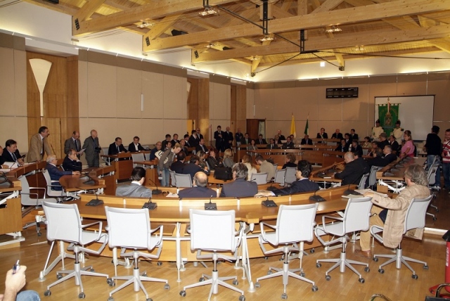 Siracusa, il Consiglio comunale approva 2 debiti fuori bilancio