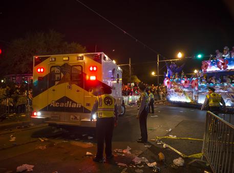 New Orleans, auto contro folla che assisteva a parata: 28 feriti