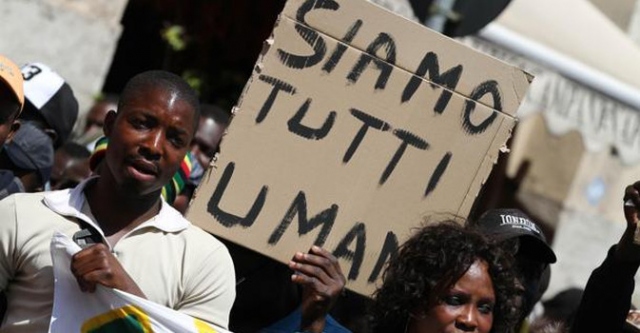 Controllati e allontanati extracomunitari irregolari