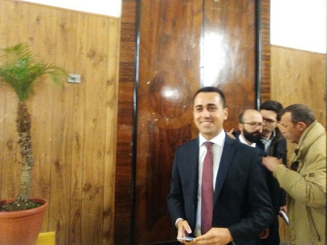 Di Maio a Siracusa; "Il prossimo governatore sarà del M5S"