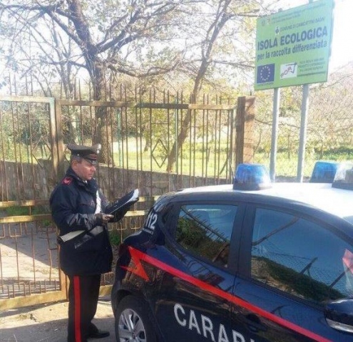 Canicattini Bagni, rubavano lamiere nell'ex Isola ecologica: arrestati