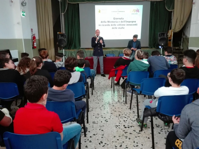 Noto, progetto "legalmente giovani": Polizia incontra studenti