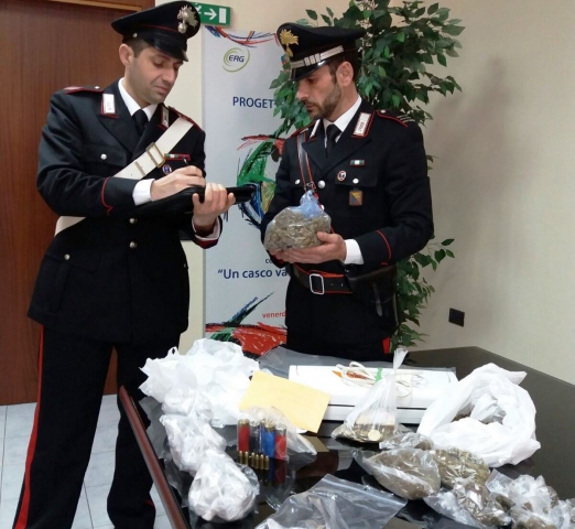 Siracusa, antidroga al "Bronx": 3 arresti e 4 segnalazioni