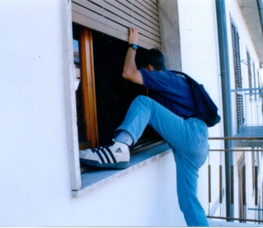 Siracusa, topo d'appartamento in azione: arrestato