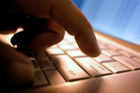 Avola, truffa on line: denunciato un 40enne della provincia di Napoli