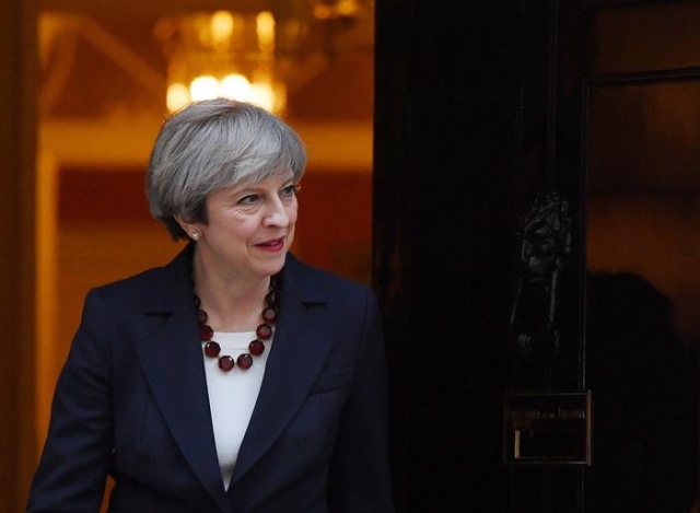 Gran Bretagna, May respinge linee guida Ue sulla Brexit