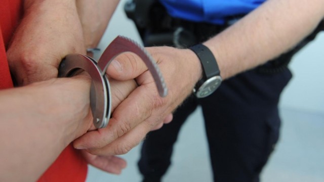 Palazzolo Acreide, denaro in cambio di 'protezione': arrestato