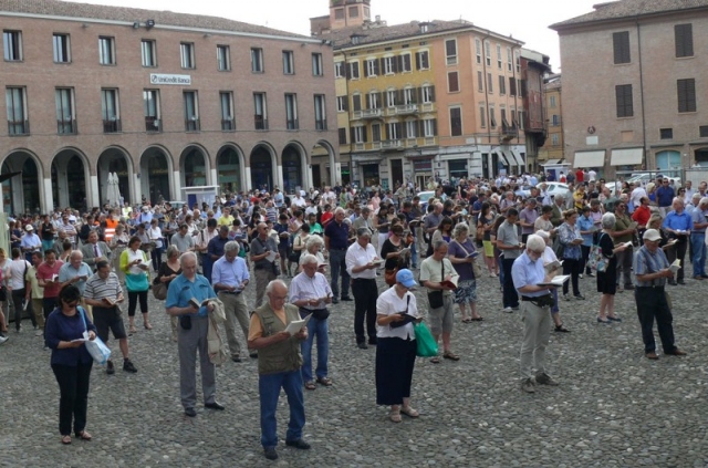 Siracusa, Sentinelle in Piedi per dire "no" a eutanasia e gender