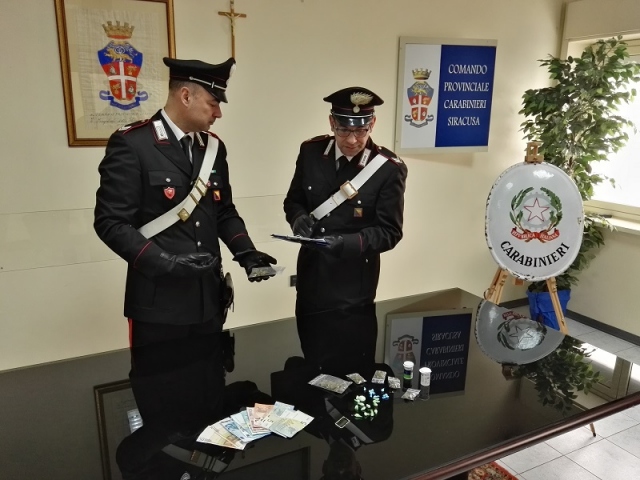 Siracusa, 2 presunti pusher arrestati e poi liberati