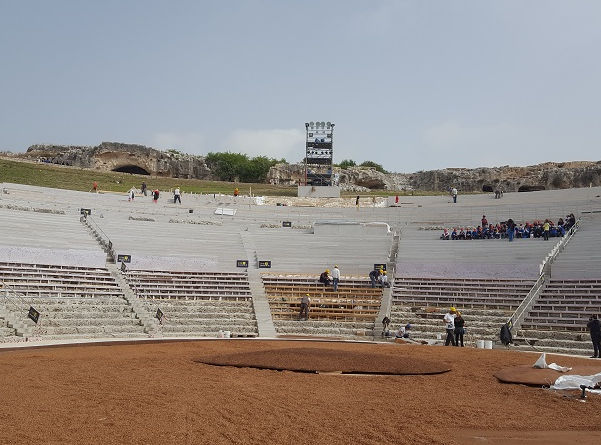 Siracusa, un vestito su misura da quest'anno per il Teatro Greco
