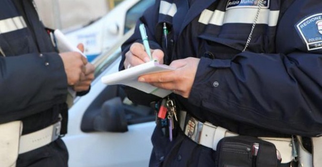 Noto, multe in 4 bar per irregolarità di vario genere