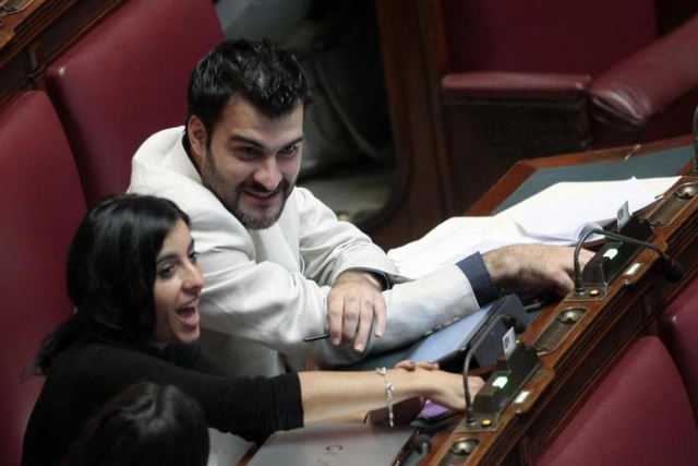 2721b00f6a0925d8ed2bbfa8d297513d