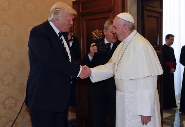 Trump a Roma incontra il Papa, Mattarella e Gentiloni