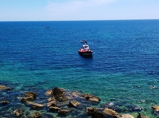 Siracusa, avvistato nel mare di Ortigia il corpo senza vita di un extracomunitario