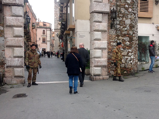 Taormina, chiuso da oggi lo spazio aereo per un raggio di 10 chilometri