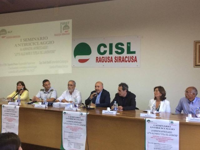 Siracusa, federazioni dei Postali e dei Bancari in un seminario antiriciclaggio