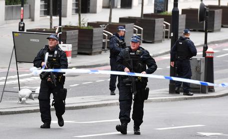 Attentato a Londra, blitz e arresti della Polizia
