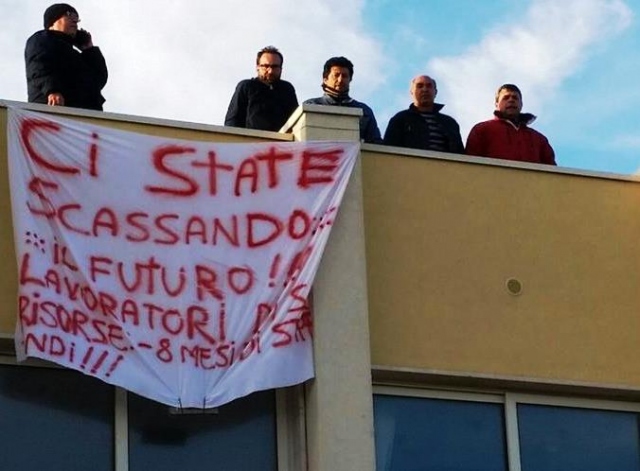 Siracusa Risorse, dipendenti occupano sede