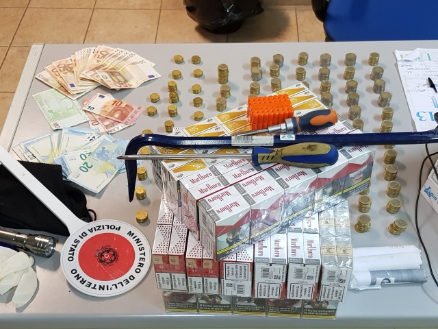 Siracusa, furto in tabaccheria: individuati autori e recuperata refurtiva