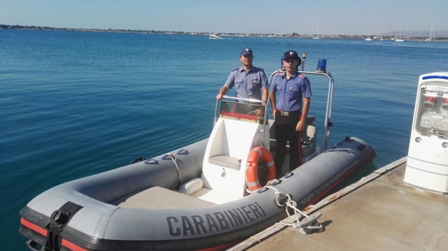 Siracusa, i Carabinieri passano al setaccio la costa