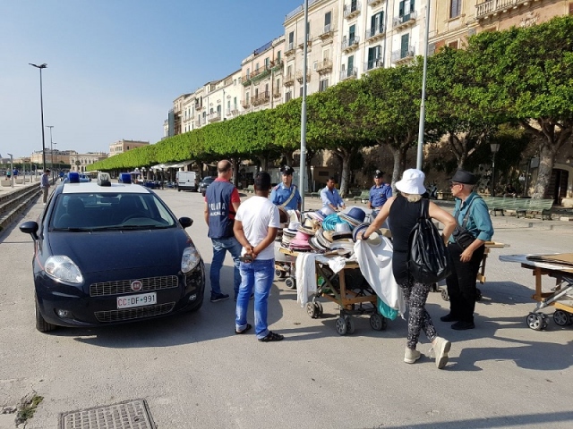 Siracusa, abusivi: blitz dei Carabinieri