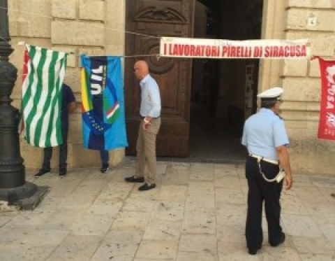 Siracusa, Vinciullo: in arrivo fondi per lavoratori ex Pirelli