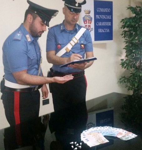 Siracusa, spaccio di cocaina: 2 arresti in flagranza di reato