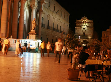 Siracusa, movida in Ortigia: il Comitato torna a chiedere il rispetto delle regole