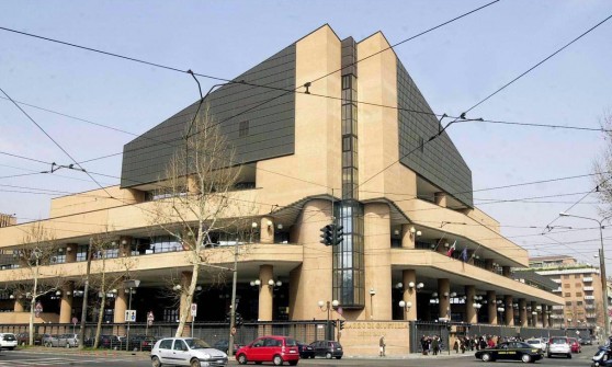 Torino, buste con ordigni a due Pm: potevano esplodere