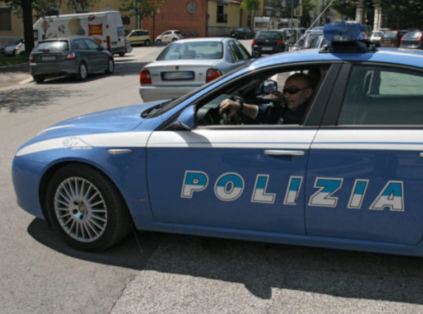 Avola, aveva in auto un bastone di 67 centimetri: denunciato
