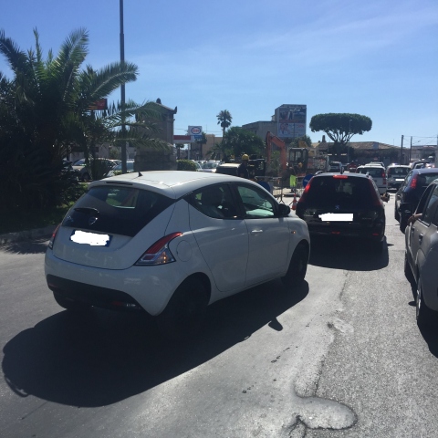 Siracusa, continuano i lavori: code in via Paolo Orsi