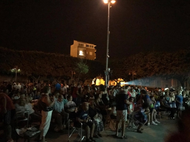 Siracusa, tanta gente e risate con Siani