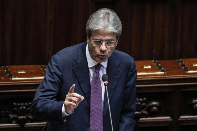 Stop di Gentiloni allo Ius soli, ma impegno per ok in autunno
