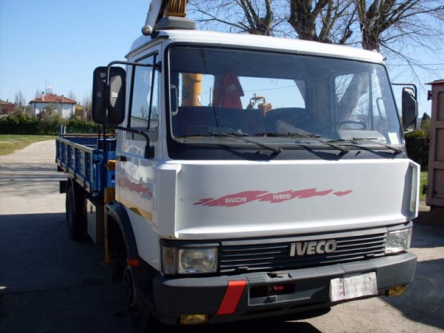 Pachino, furto furgone: mezzo restituito al proprietario