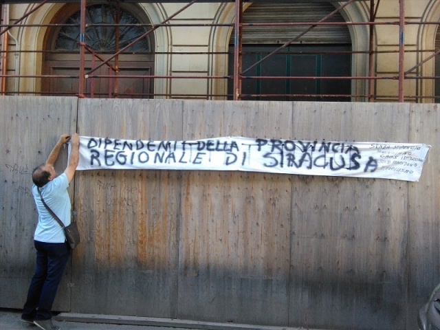 Siracusa, Ex Provincia: i dipendenti non mollano e la tensione rimane alta