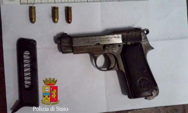 Siracusa, un arresto per possesso di pistola clandestina