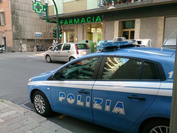 Noto, picchia farmacista e tenta rapina: arrestato 31enne