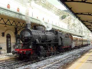 Torna il Treno del Barocco da Siracusa a Modica