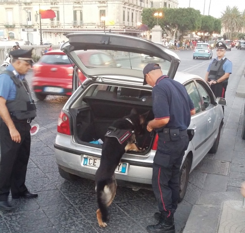 Siracusa, marijuana e cocaina: due arresti per spaccio